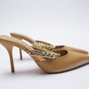 Heeled mules with metallic chain from Zara